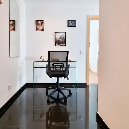 Rocha Tower Light Apartment