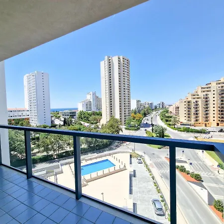 Rocha Tower Light Apartment *